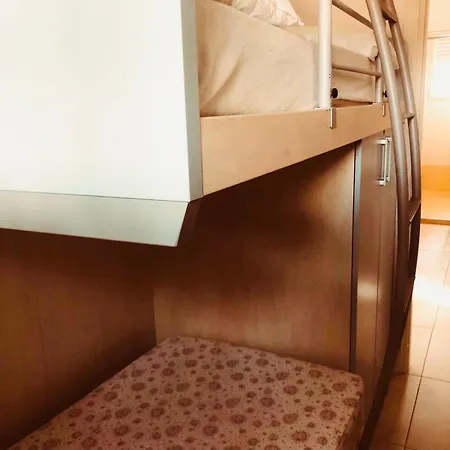 Con Piscina Condominiale