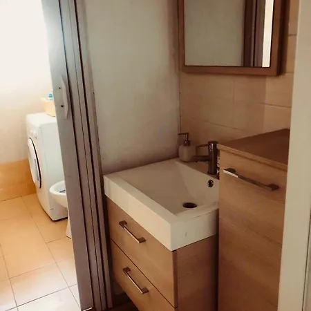Appartamento Con Piscina Condominiale *