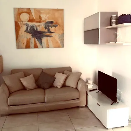 Con Piscina Condominiale Appartamento *